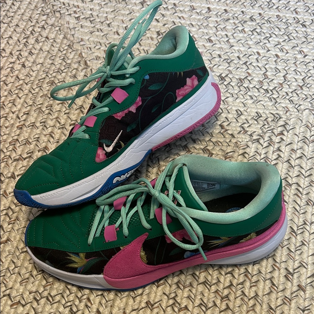 Nike Air Zoom Men’s Sneaker